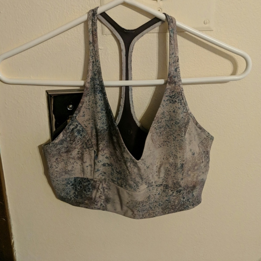 Lululemon bra
